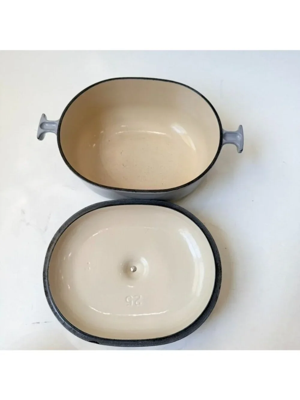 RARE Vintage Le Creuset La Mama Enzo Mari Oval Cast Iron Dutch Oven Gray